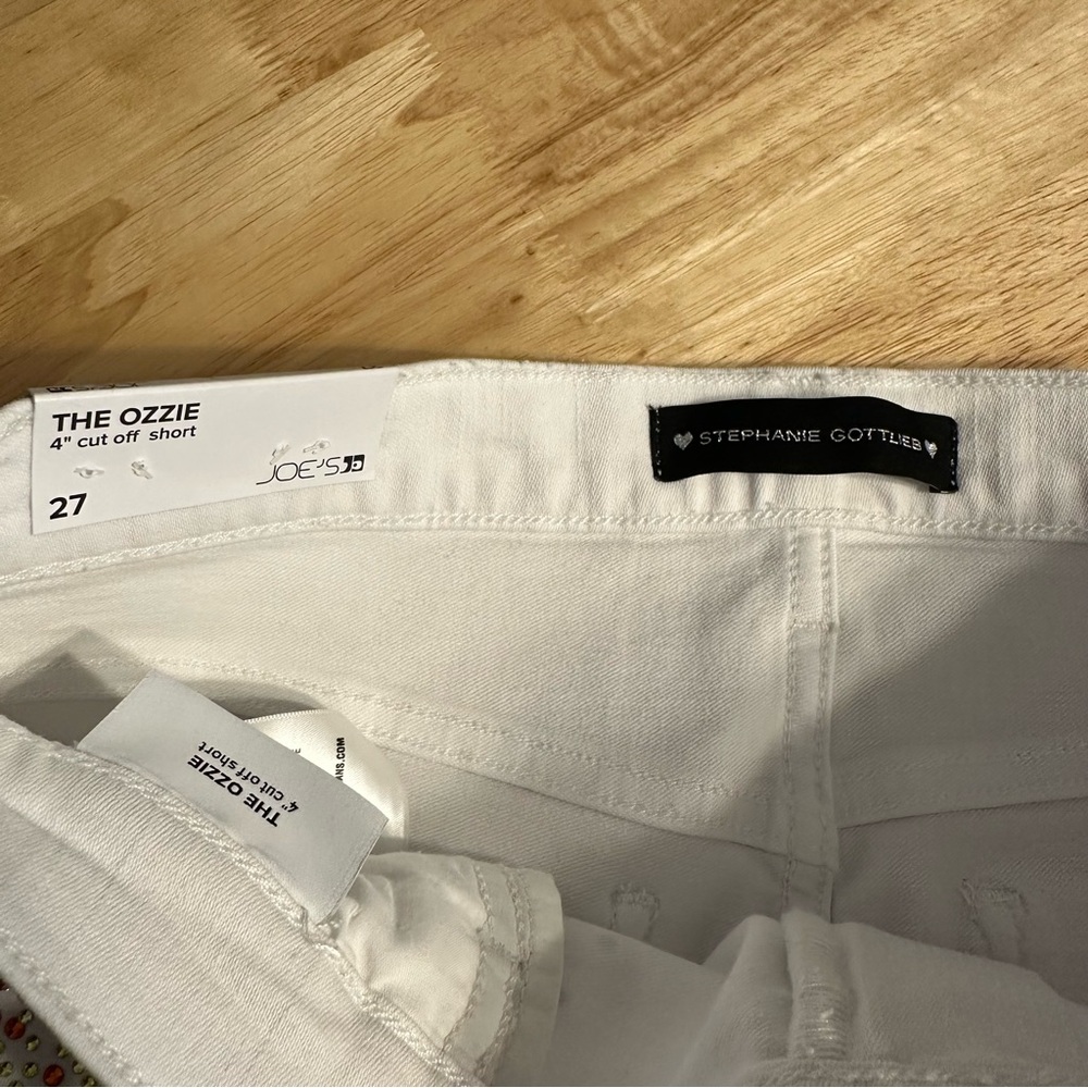 Stephanie Gottlieb x Joe’s Jeans The Ozzie 4”
Short White Rainbow Crystals sz 27 - Picture 13 of 15